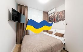 MYFREEDOM Apartments Солом'янка, поруч клініки та Шалімова